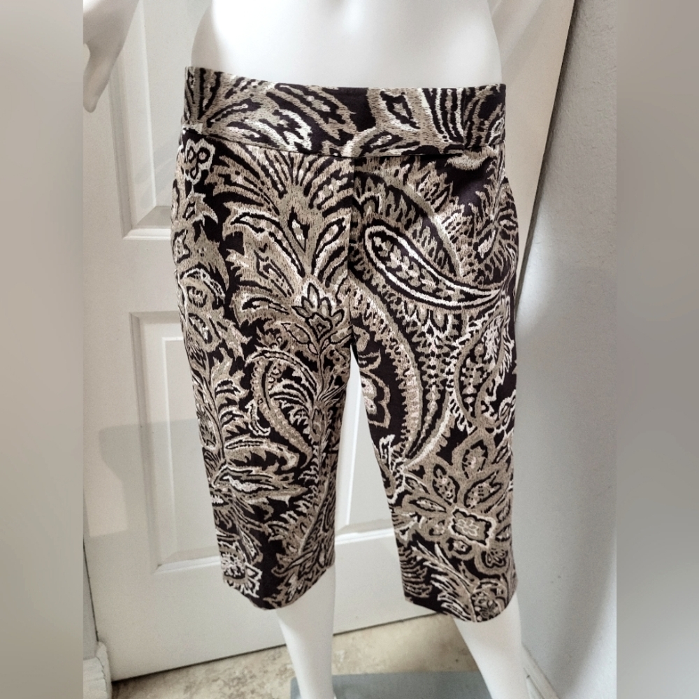 Oscar de la Renta Black and Tan Paisley Trousers